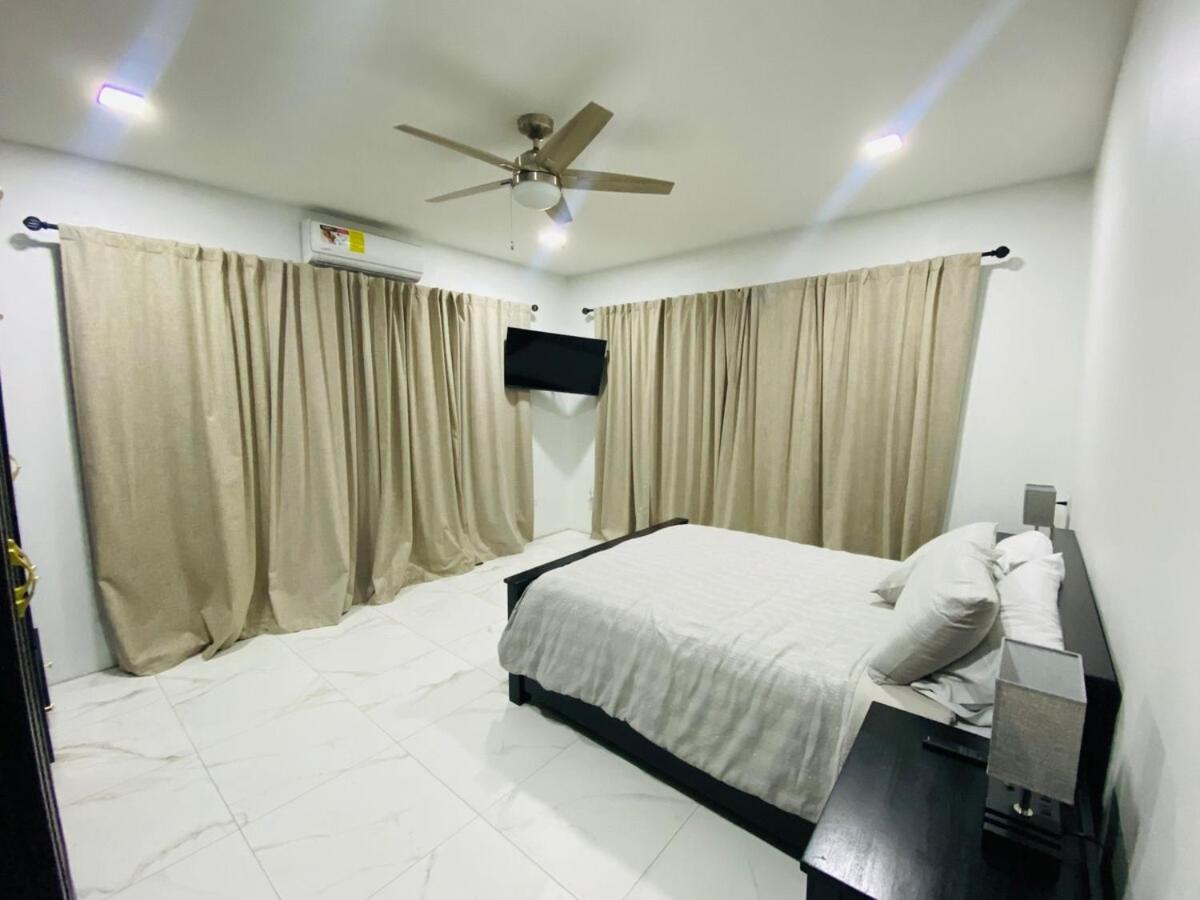 The Penthouse Villa Belmopan Exterior photo